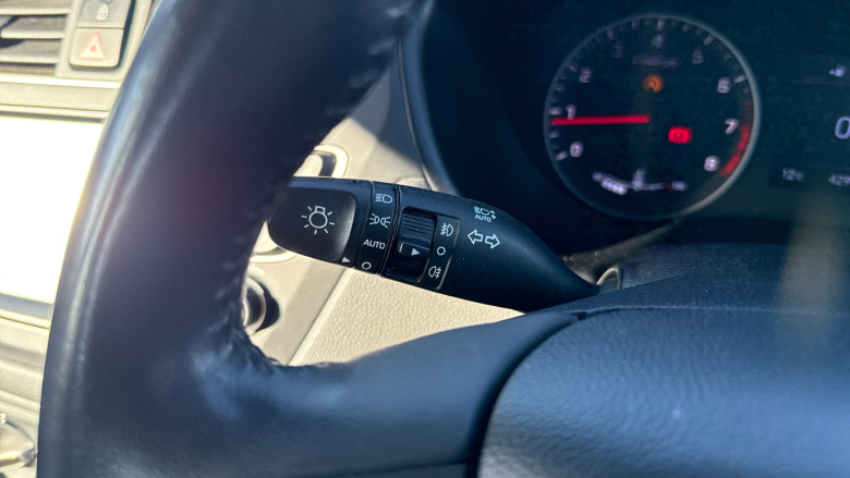 Hyundai i20 1.2 MPi SE 5dr Petrol Hatchback